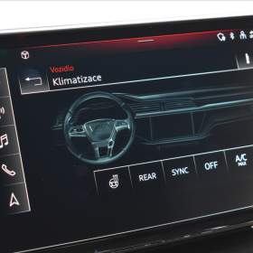 Foto inzerátu Audi e-tron S  370 Quattro Digital LED