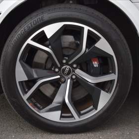 Foto inzerátu Audi e-tron S  370 Quattro Digital LED