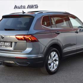 Foto inzerátu Volkswagen Tiguan Allspace 1,5 TSi DSG Life IQ Light ACC Kamera