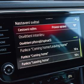 Foto inzerátu Škoda Superb 2,0 TDi  Sportline LED Virtual Kessy