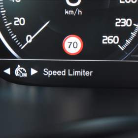 Foto inzerátu Volvo V60 2,0 B4 AWD  Cross Country LED Kamera