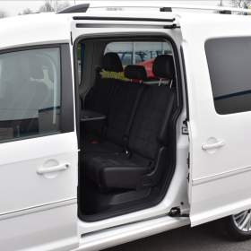 Foto inzerátu Volkswagen Caddy 2,0 TDi DSG Maxi Highline LED Kamera