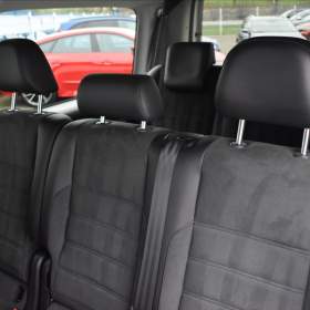 Foto inzerátu Volkswagen Caddy 2,0 TDi DSG Maxi Highline LED Kamera