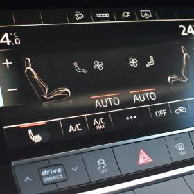 Foto inzerátu Audi e-tron 55  300KW S-Line Panorama