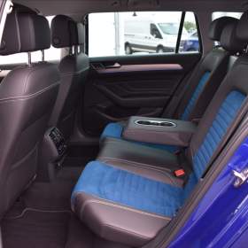 Foto inzerátu Volkswagen Passat 2,0 TDi  DSG R-Line Webasto IQ Light