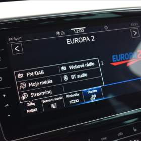 Foto inzerátu Volkswagen Passat 2,0 TDi  DSG R-Line Webasto IQ Light