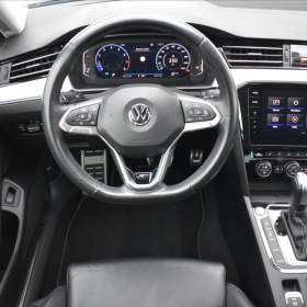 Foto inzerátu Volkswagen Passat 2,0 TSi  DSG R-Line Webasto IQ Light