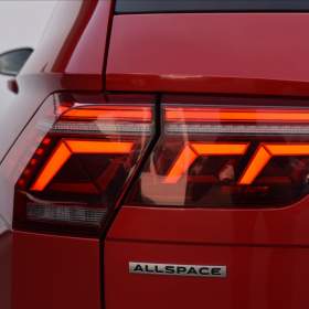 Foto inzerátu Volkswagen Tiguan Allspace 2,0 TDi DSG 4x4 Elegance LED Assist