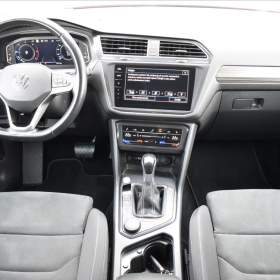 Foto inzerátu Volkswagen Tiguan Allspace 2,0 TDi DSG 4x4 Elegance LED Assist