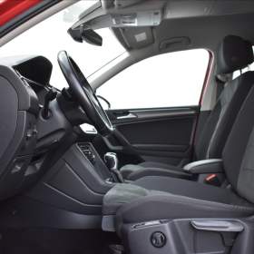 Foto inzerátu Volkswagen Tiguan Allspace 2,0 TDi DSG 4x4 Elegance LED Assist