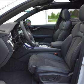 Foto inzerátu Audi Q8 3,0 50TDi  Quattro S-Line LED Assist