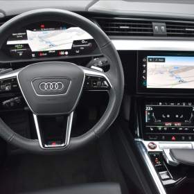 Foto inzerátu Audi e-tron S 370 Quattro LED Kamera ACC