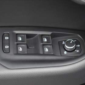 Foto inzerátu Volkswagen Touareg 3,0 TDi  R-Line Tiptronic LED Assist