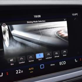 Foto inzerátu Volkswagen Touareg 3,0 TDi  R-Line Tiptronic LED Assist