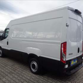 Foto inzerátu Iveco Daily 2,3 HPT KLIMATRONIC 35S16 L2H