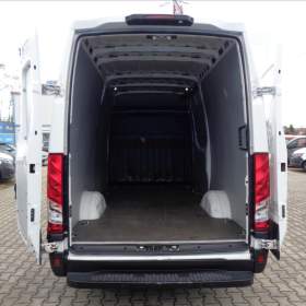 Foto inzerátu Iveco Daily 2,3 HPT KLIMATRONIC 35S16 L2H
