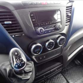 Foto inzerátu Iveco Daily 2,3 HPT KLIMATRONIC 35S16 L2H
