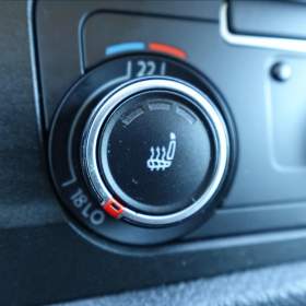 Foto inzerátu Volkswagen Transporter 2,0 TDI L2H1 KLIMA SERVISKA