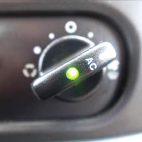 Foto inzerátu Ford Transit 2,2 TDCI L3H2 KLIMA CHLAĎÁK