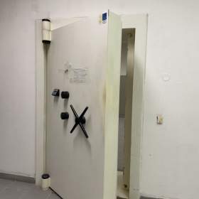 Pronájem, sklady, 42 m2 / 18181064