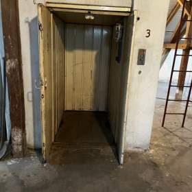 Foto inzerátu Pronájem, sklady, 200 m2