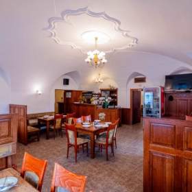 Foto inzerátu Prodej, restaurace, 500 m2