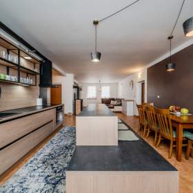 Foto inzerátu Prodej, Rodinný dům, 197 m2