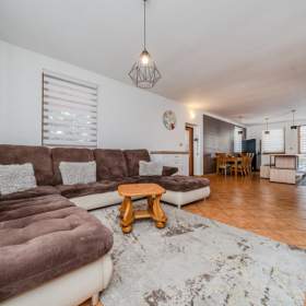 Foto inzerátu Prodej, Rodinný dům, 197 m2