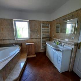 Foto inzerátu Prodej, Rodinný dům, 268 m2