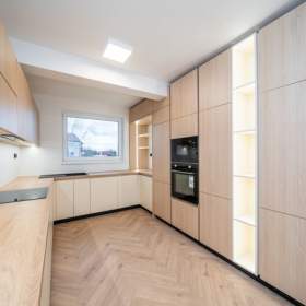 Prodej, byt 3+kk, 156 m2 / 19402812