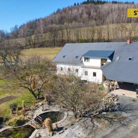 Prodej, Rodinný dům, 720 m2 / 19404200