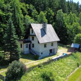 Prodej, Rodinný dům, 280 m2 / 19513330