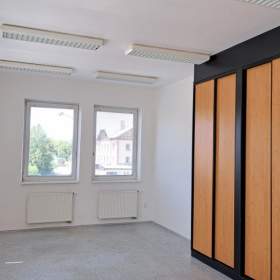 Pronájem, kanceláře, 55 m2 / 19524358