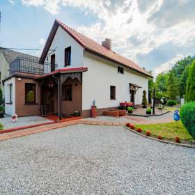 Prodej, Rodinný dům, 120 m2 / 19529456