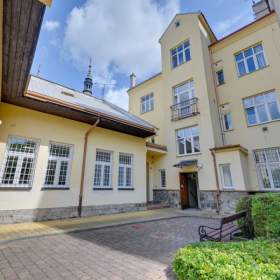 Foto inzerátu Prodej, najemní domy, 439 m2