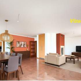 Prodej, Rodinný dům, 239 m2 / 19544275