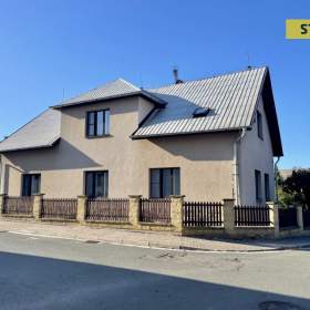 Prodej, Rodinný dům, 993 m2 / 19556235