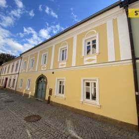 Foto inzerátu Prodej, najemní domy, 360 m2