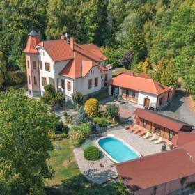 Prodej, Rodinný dům, 500 m2 / 19587666