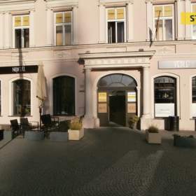 Pronájem, restaurace, 188 m2 / 19588683