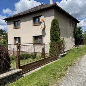 Prodej, Rodinný dům, 122 m2 / 19608833