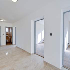 Foto inzerátu Prodej, Rodinný dům, 270 m2