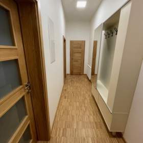 Foto inzerátu Pronájem, kanceláře, 64 m2