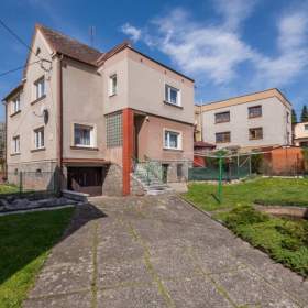 Fotka k inzerátu Prodej, Rodinný dům, 280 m2 / 18739754