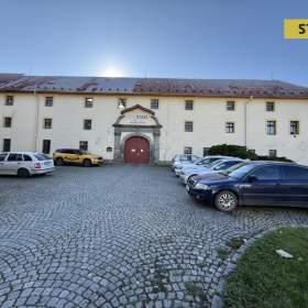 Prodej, výrobní haly, 2251 m2 / 19619580