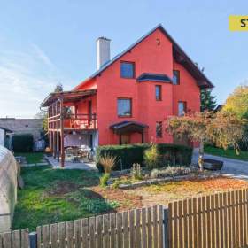 Prodej, Vila/Rezidence, 180 m2 / 19620220