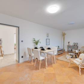 Foto inzerátu Prodej, najemní domy, 270 m2