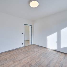 Foto inzerátu Prodej, najemní domy, 270 m2