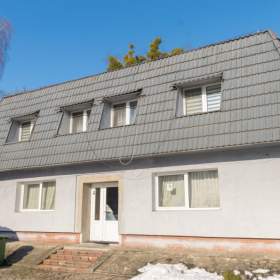 Fotka k inzerátu Prodej, Rodinný dům, 212 m2 / 19524381