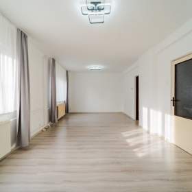 Foto inzerátu Prodej, Rodinný dům, 186 m2